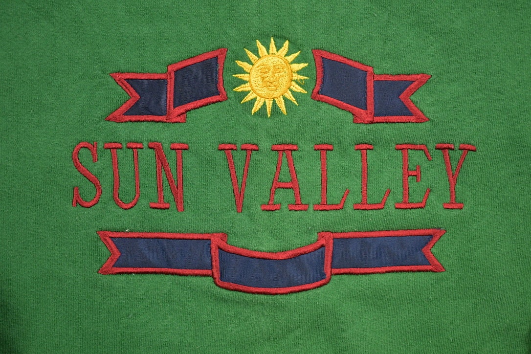 Vintage 1990s Sun Valley Embroidered Crewneck Sweatshirt