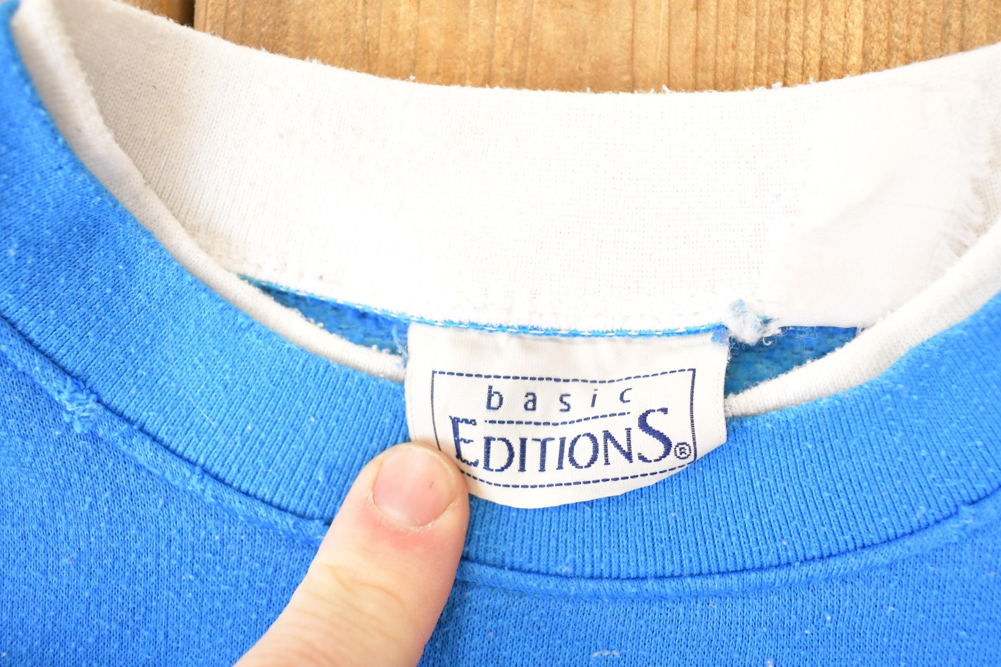 Vintage 1990s Basic Editions Cute Puppy Double Collar Graphic Print Crewneck Sweatshirt Women's L / Made In USA / 90's Destination Sweater