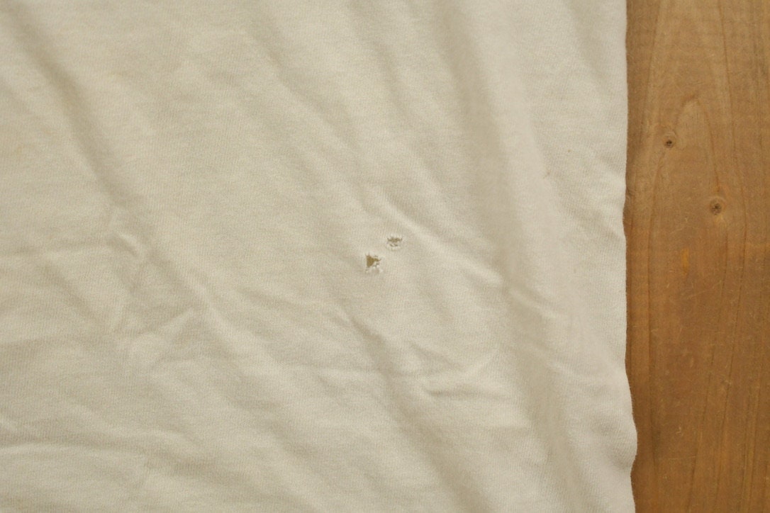 Vintage 1990s A Heard Of Laughter Graphic T Shirt