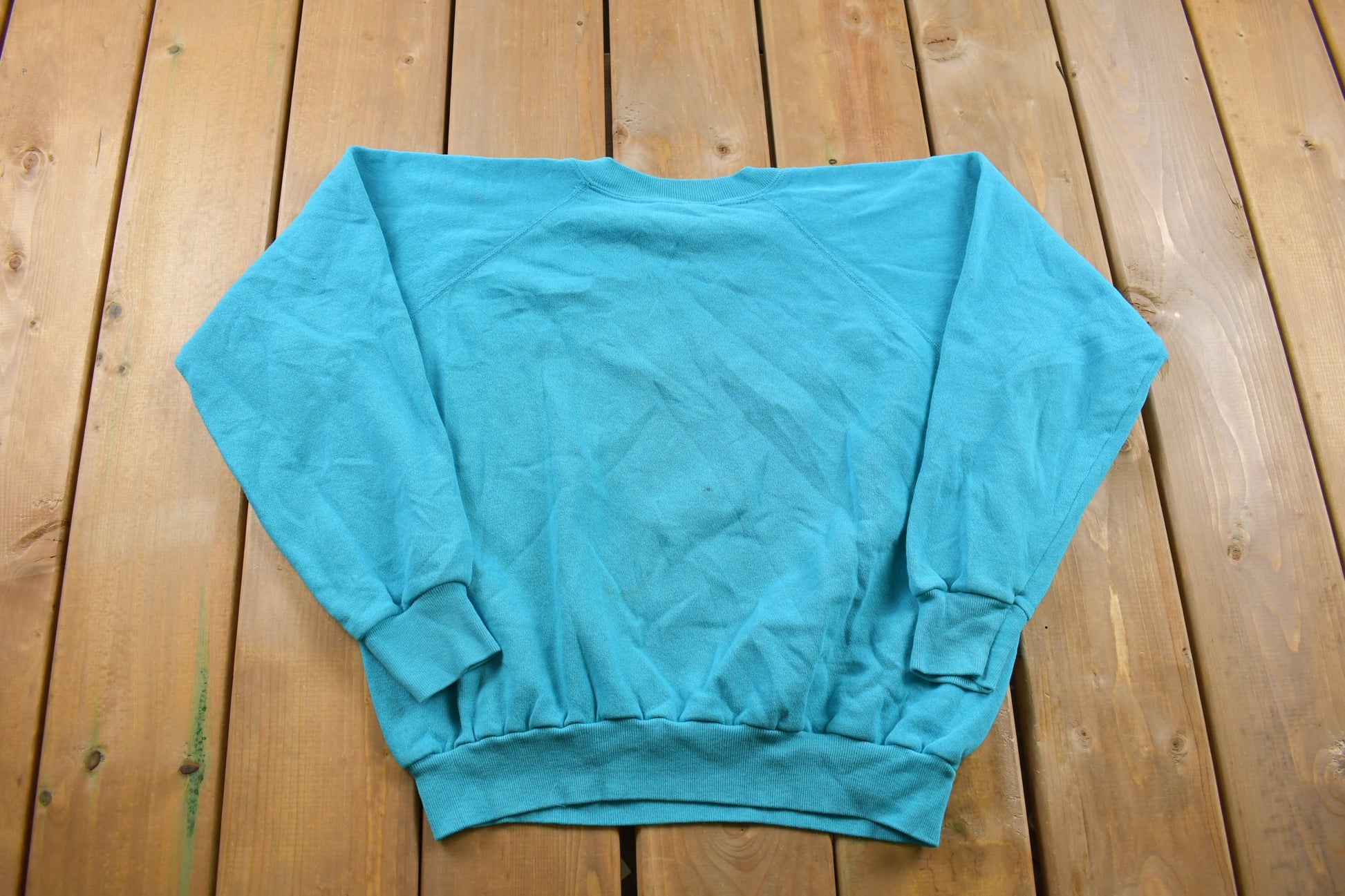 Vintage 1980s Blank Raglan Crewneck Sweatshirt