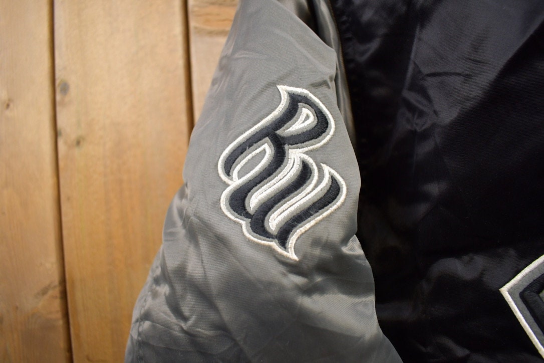 Vintage 2000s Rocawear Embroidered Zip Up Satin Jacket Size 2XL