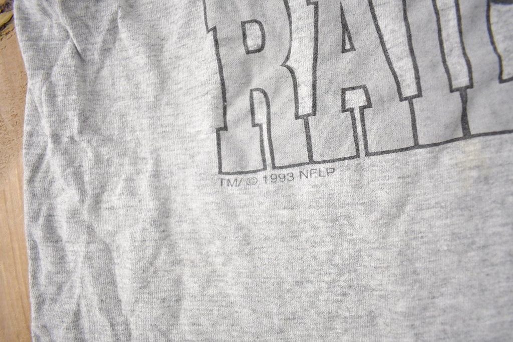 Vintage 1993 Los Angeles Raiders NFL Graphic T-Shirt Made In USA