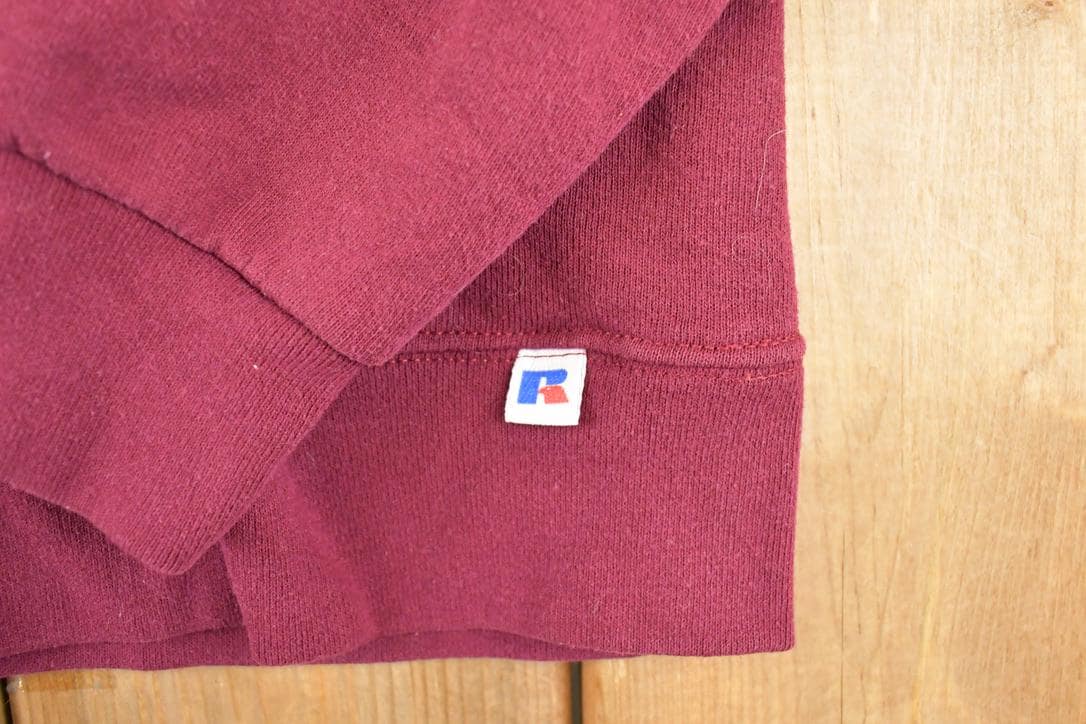 Vintage 1990s Russell Minnesota Embroidered University Crewneck Sweater Womens XL
