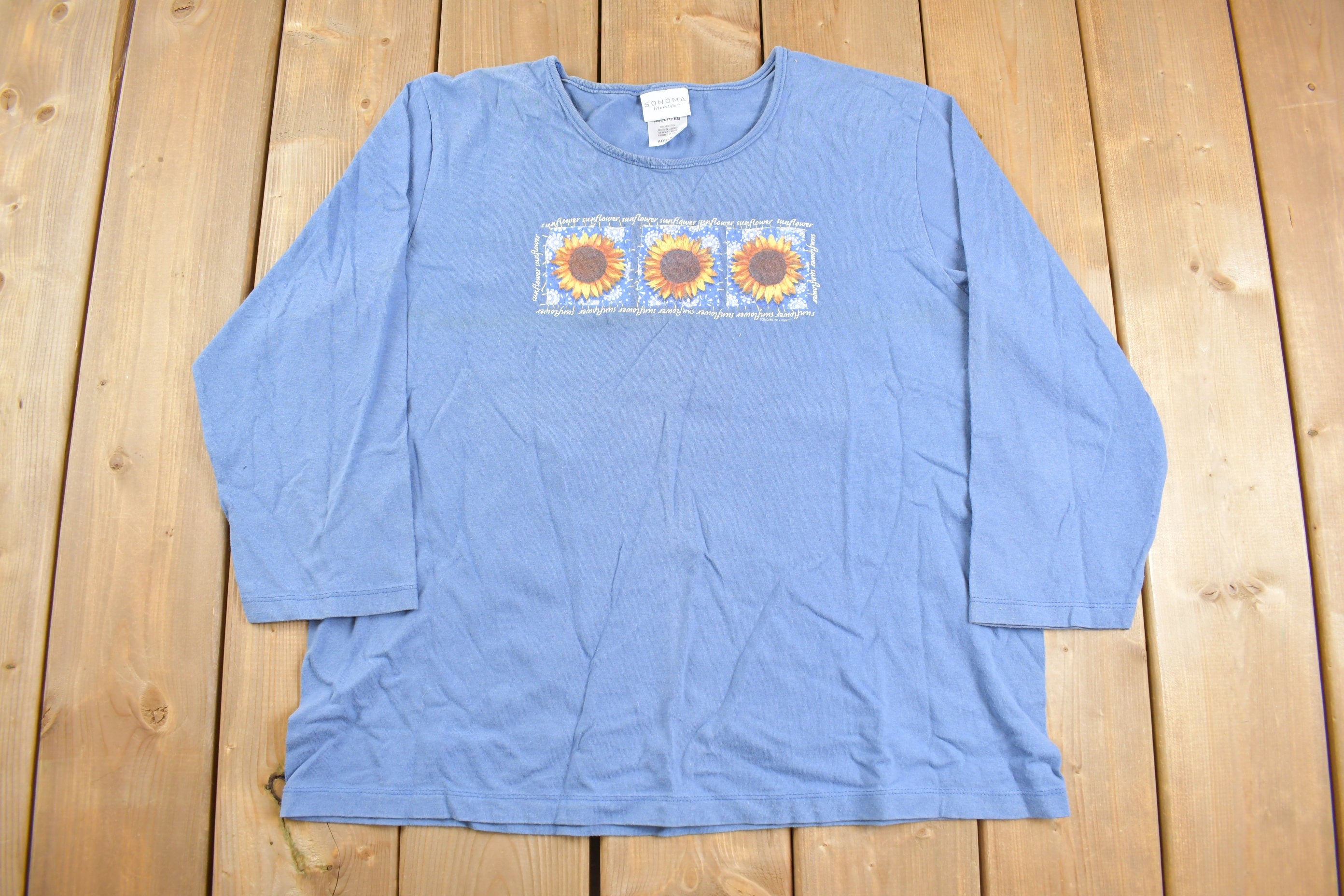 Vintage 1990's Cute Flower Long Sleeve T-Shirt
