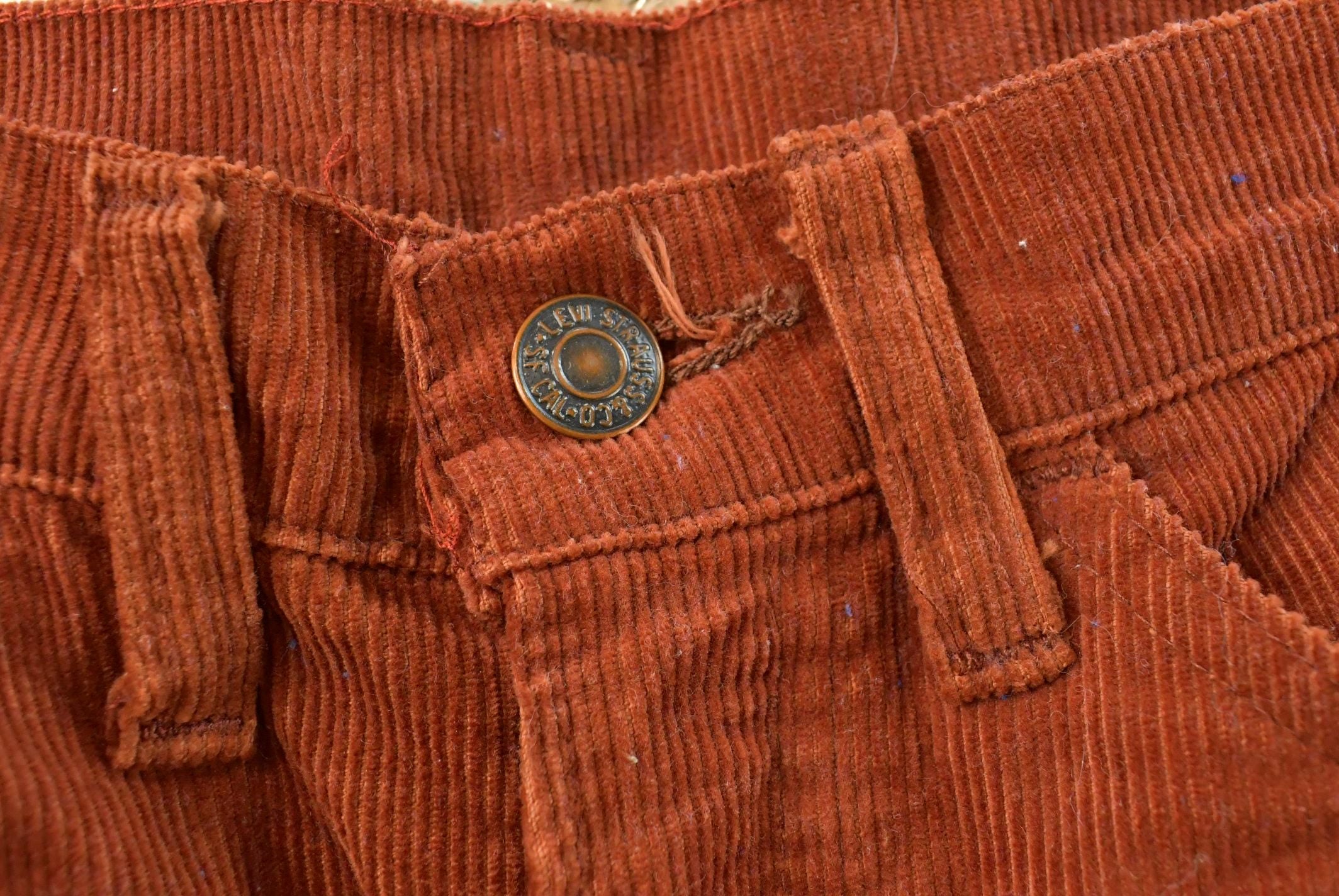 Vintage 1970s Levi's Orange Corduroy Pants Women's 29 x 32.5