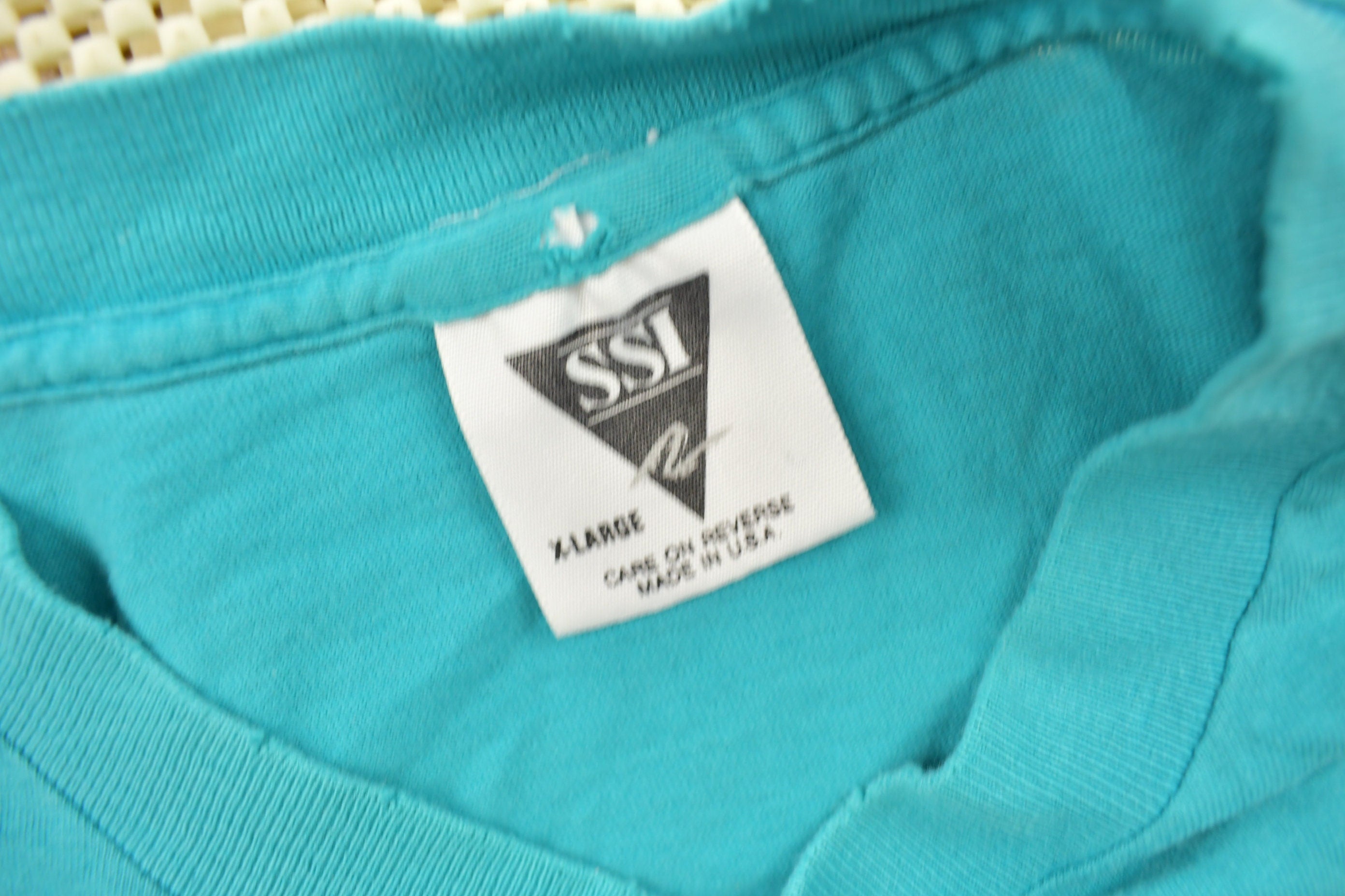 Vintage 1990s The Mighty Megalosaurus Dinosaurs Disney Cartoon T-Shirt