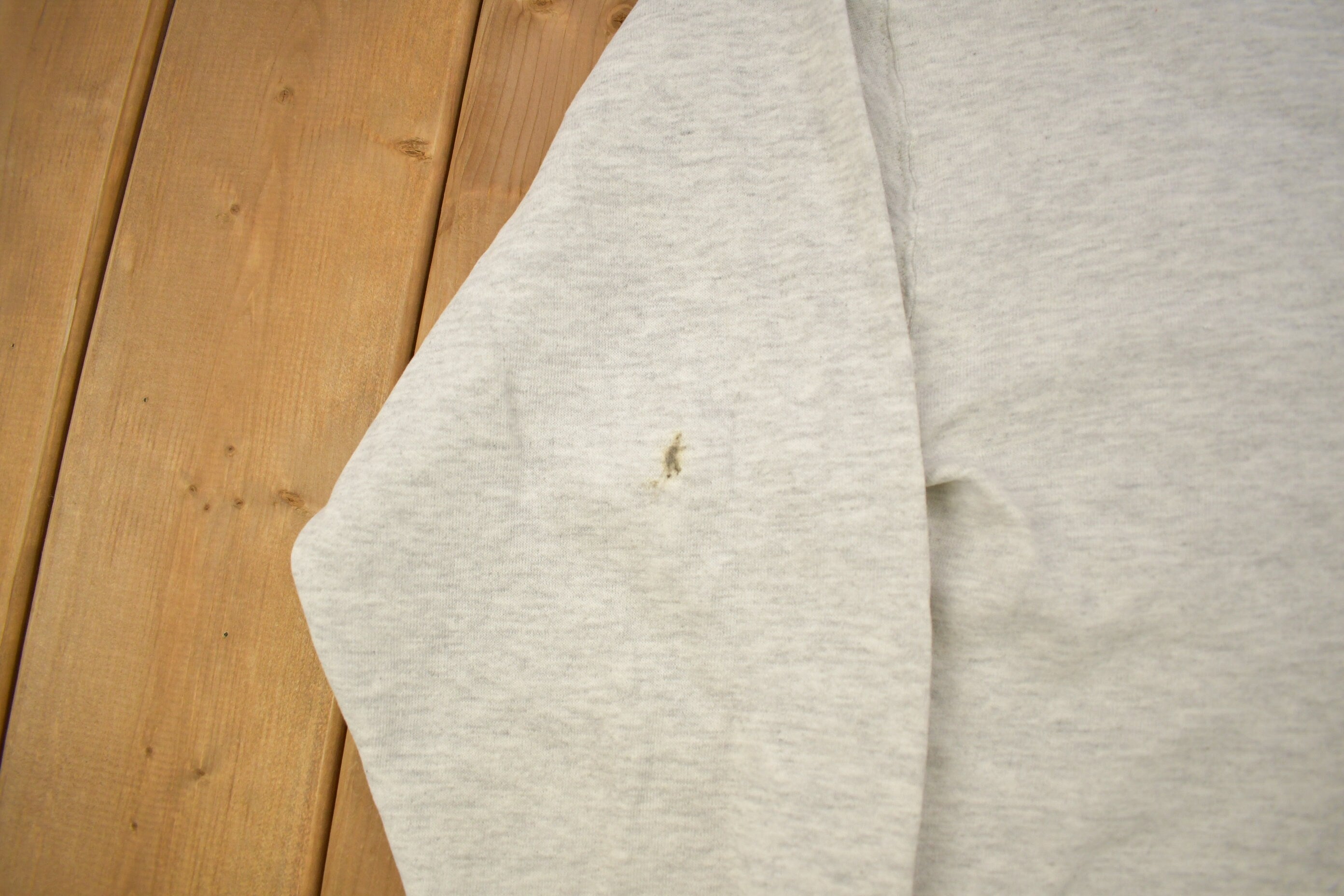 Vintage 1990s Struthers Basketball Russell Athletics Crewneck Sweatshirt