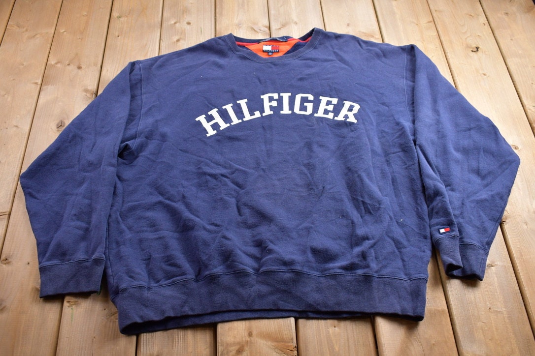 Vintage 1990s Tommy Hilfiger Graphic Crewneck Sweatshirt