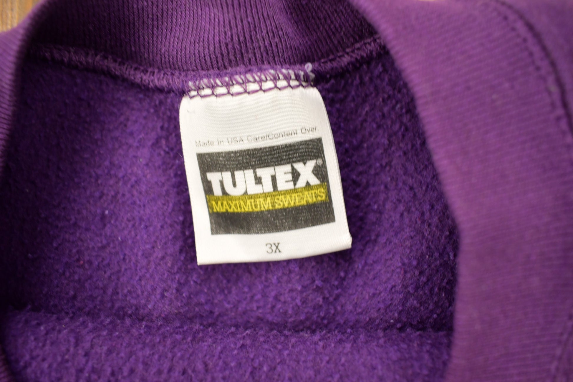 Vintage 1980s Tultex Purple Blank Raglan Crewneck Sweatshirt / 90s Crewneck / Made In USA / Essential / Streetwear / 90s Blank