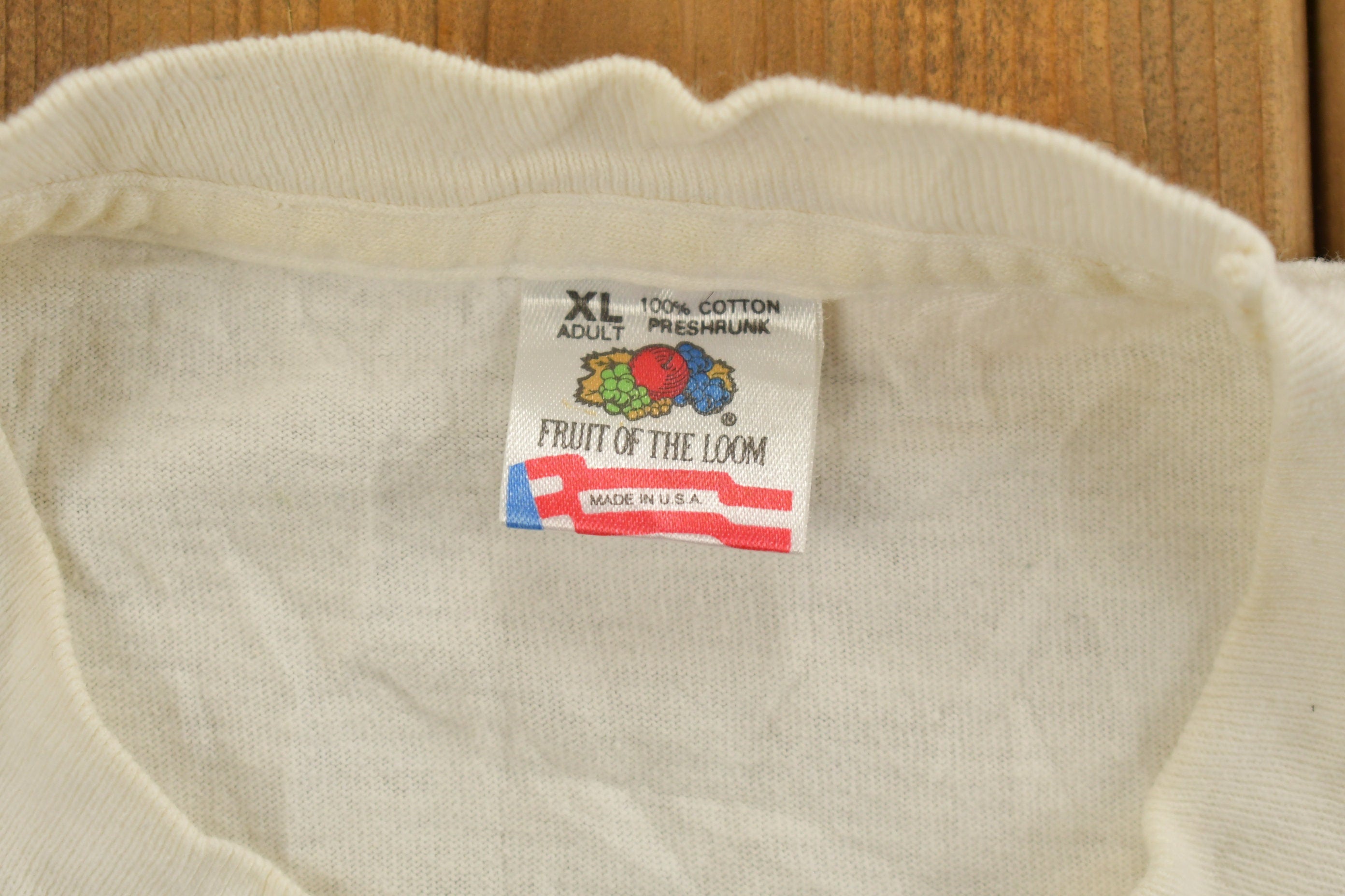 Vintage 1990s International School Of Indiana Graphic T-Shirt