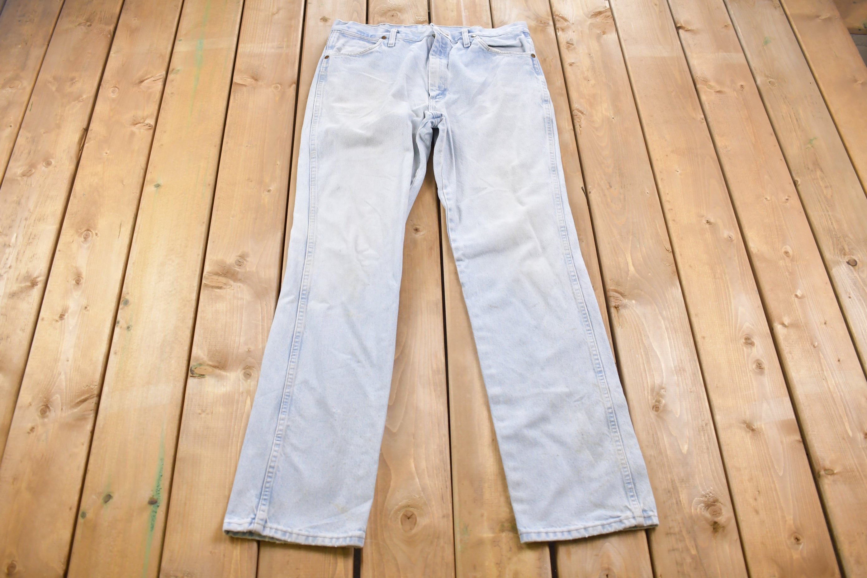 Vintage 1990s Wrangler Light Wash Jeans 35 x 33