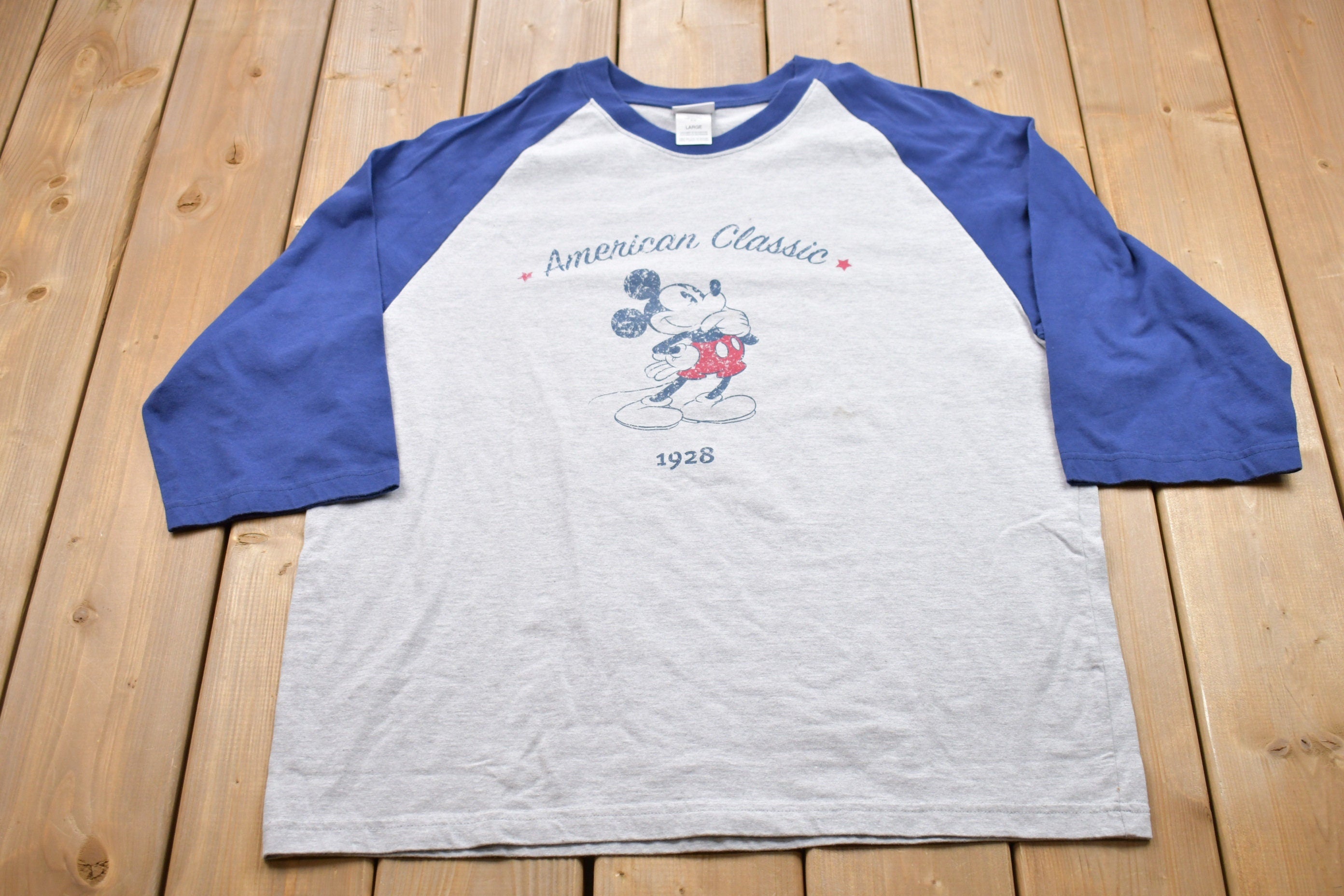 Vintage 1990s American Classic Mickey Mouse Graphic T-Shirt