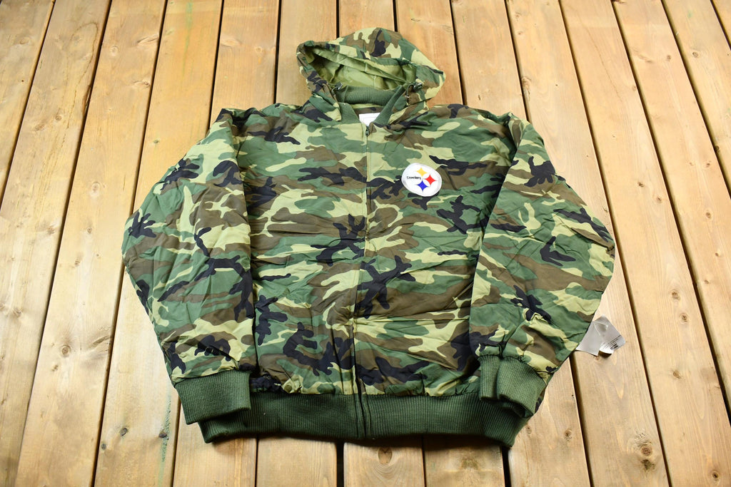 Vintage 1990s Camo Pittsburgh Steelers NFL Football Hooded Puffer Jacket