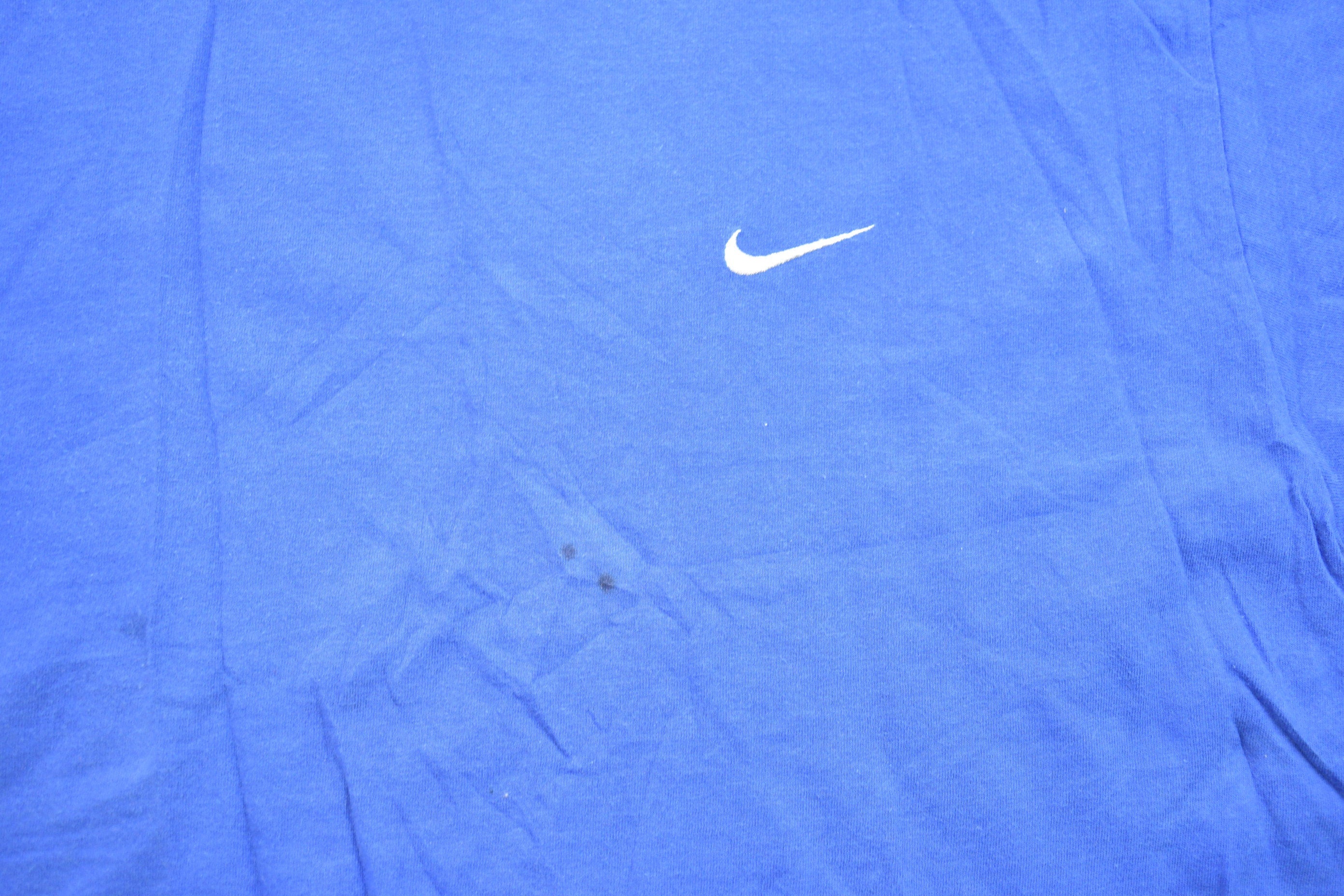 Vintage 1990s Nike Embroidered Swoosh Cropped Graphic T-Shirt