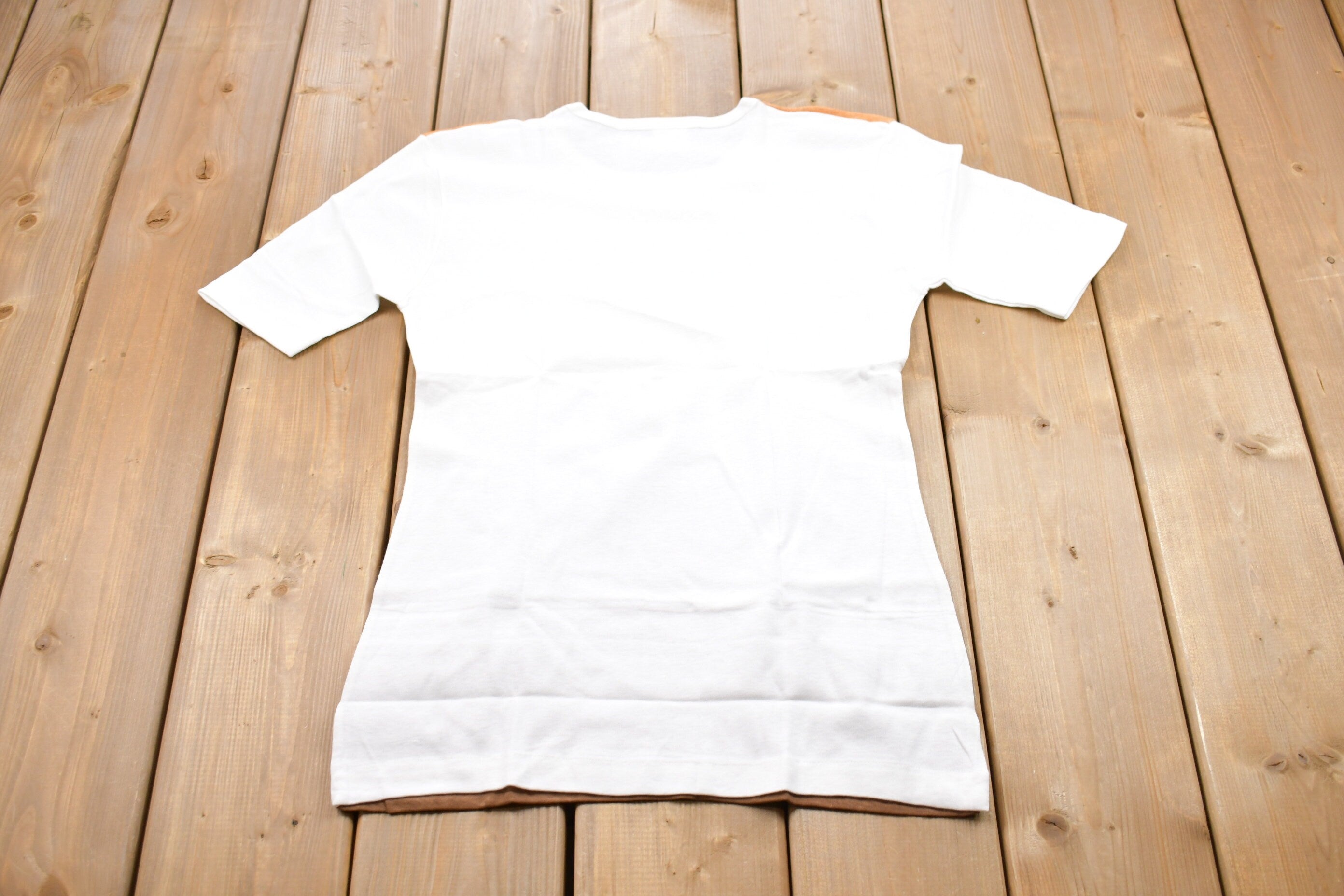 Vintage 1970s Contrast Faded Graphic T-Shirt