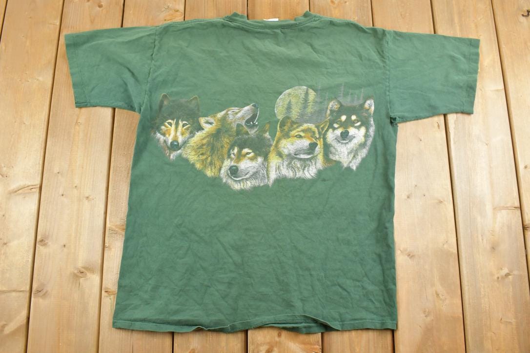 Vintage 1990s South Dakota Howling Wolves Souvenir T-Shirt