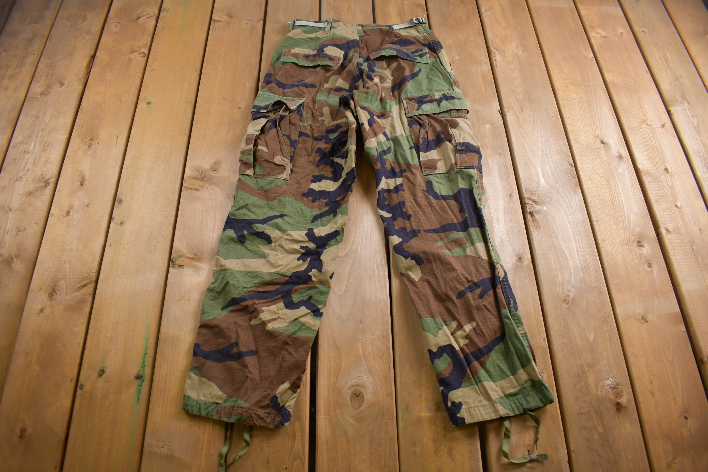 Vintage 2001 Military Woodland Camouflage Cargo Pocket Pants 26 x 29