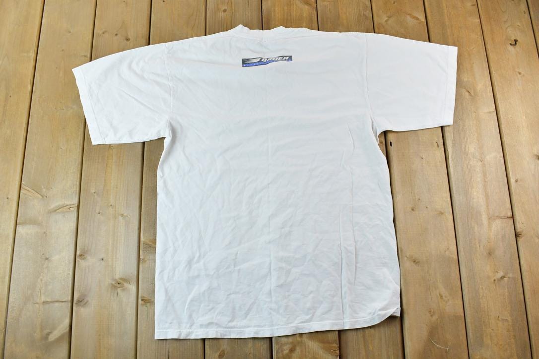 Vintage 1990s Bauer Hockey Graphic T-Shirt