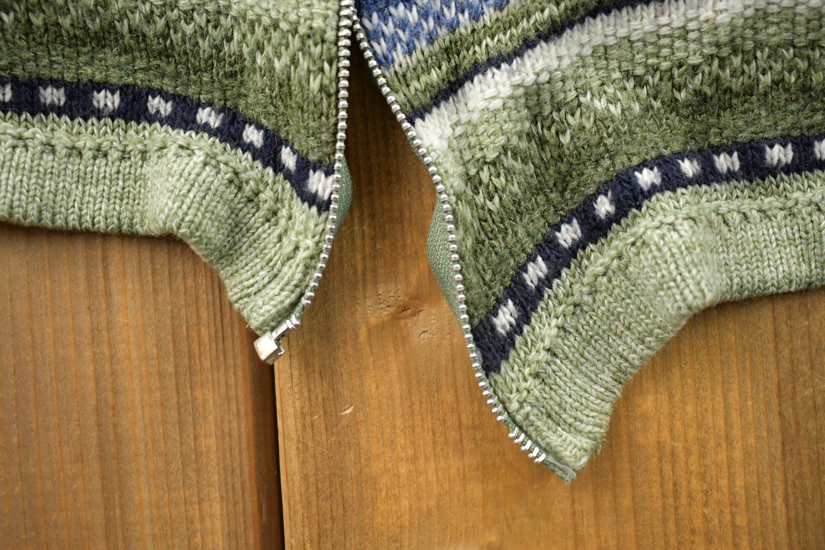 Vintage 1990s Knit Patterned Hoodie