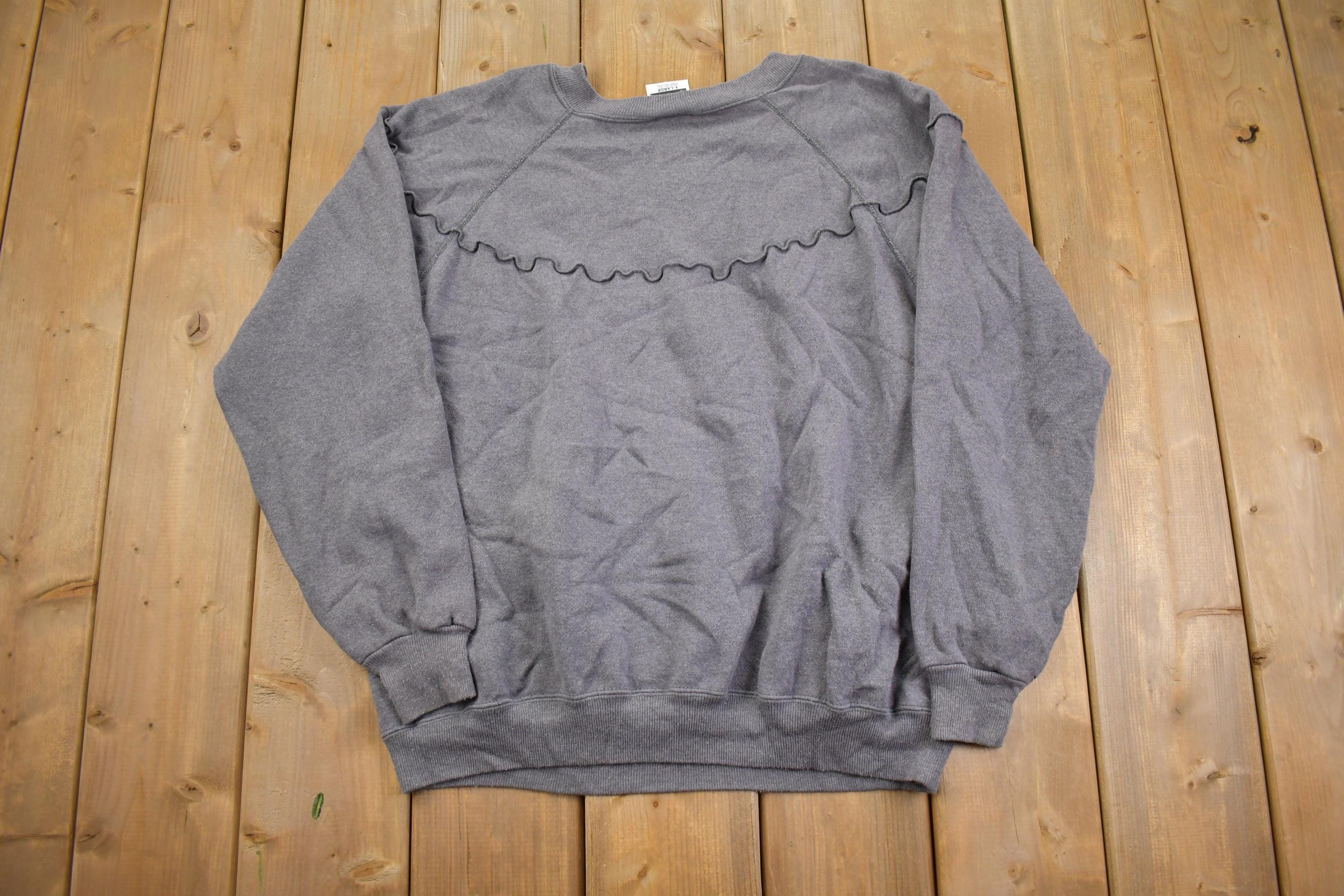 Vintage 1990s Hanes Embroidered USA Hearts Crewneck Sweater Made In USA - XL