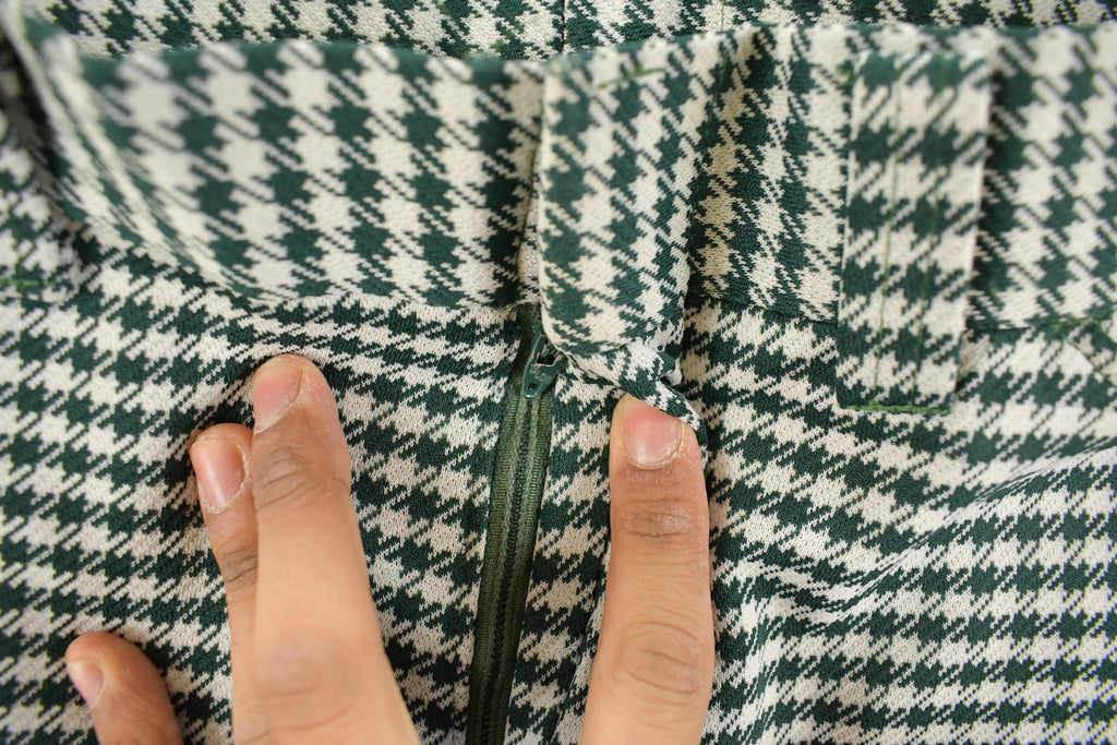 Vintage 1970s Day's Sportswear Checkered Bell Bottom Flare Trousers Women's 35 x 29