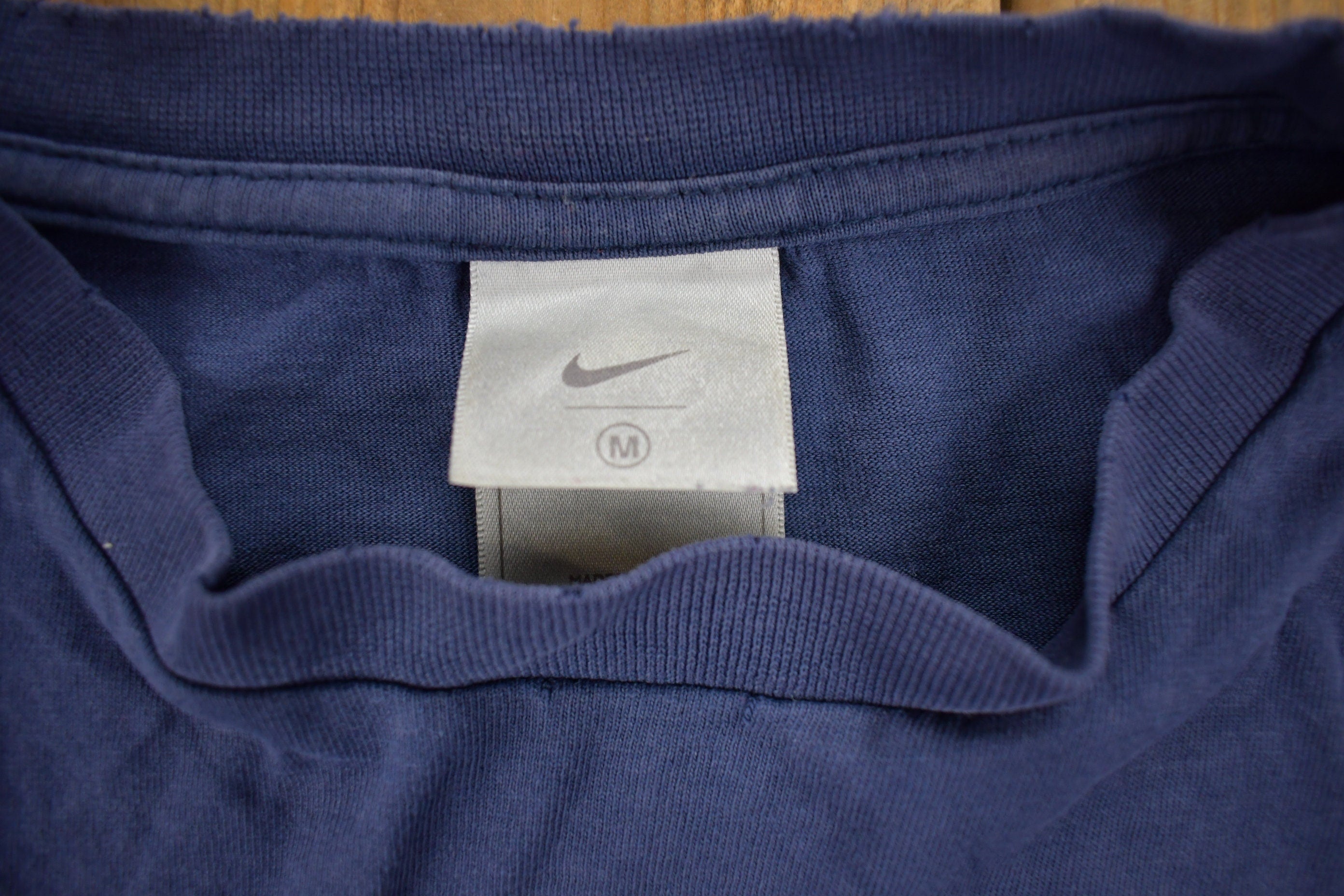 Vintage 1990s Nike Graphic Mini Swoosh T-Shirt