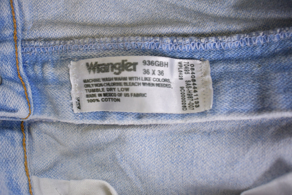Vintage 1990s Wrangler Light Wash Jeans 35 x 33