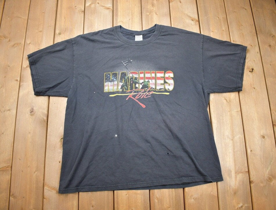 1990s Vintage Marines Rule T-Shirt