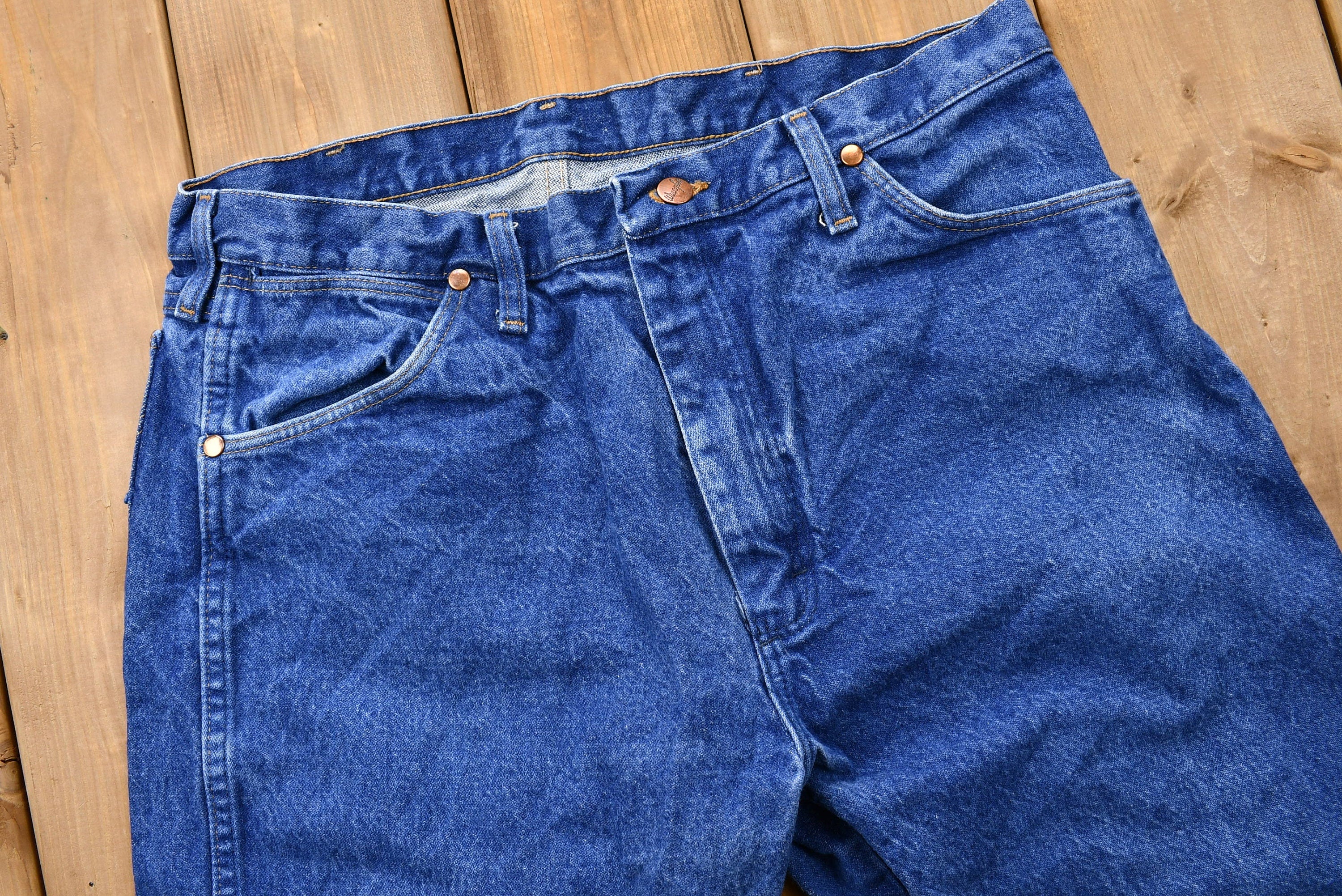 Vintage 1990s Wrangler Mid-Wash Bootcut Jeans