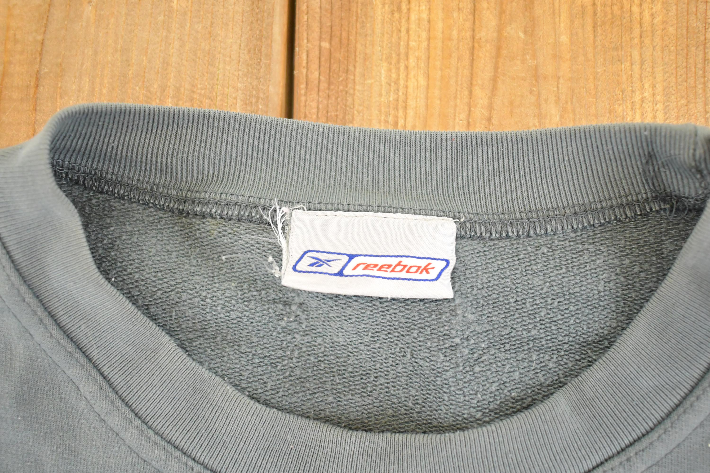 Vintage Y2K Reebok Embroidered Souvenir Crewneck Sweatshirt Men's L / 2000's Sportswear Sweater