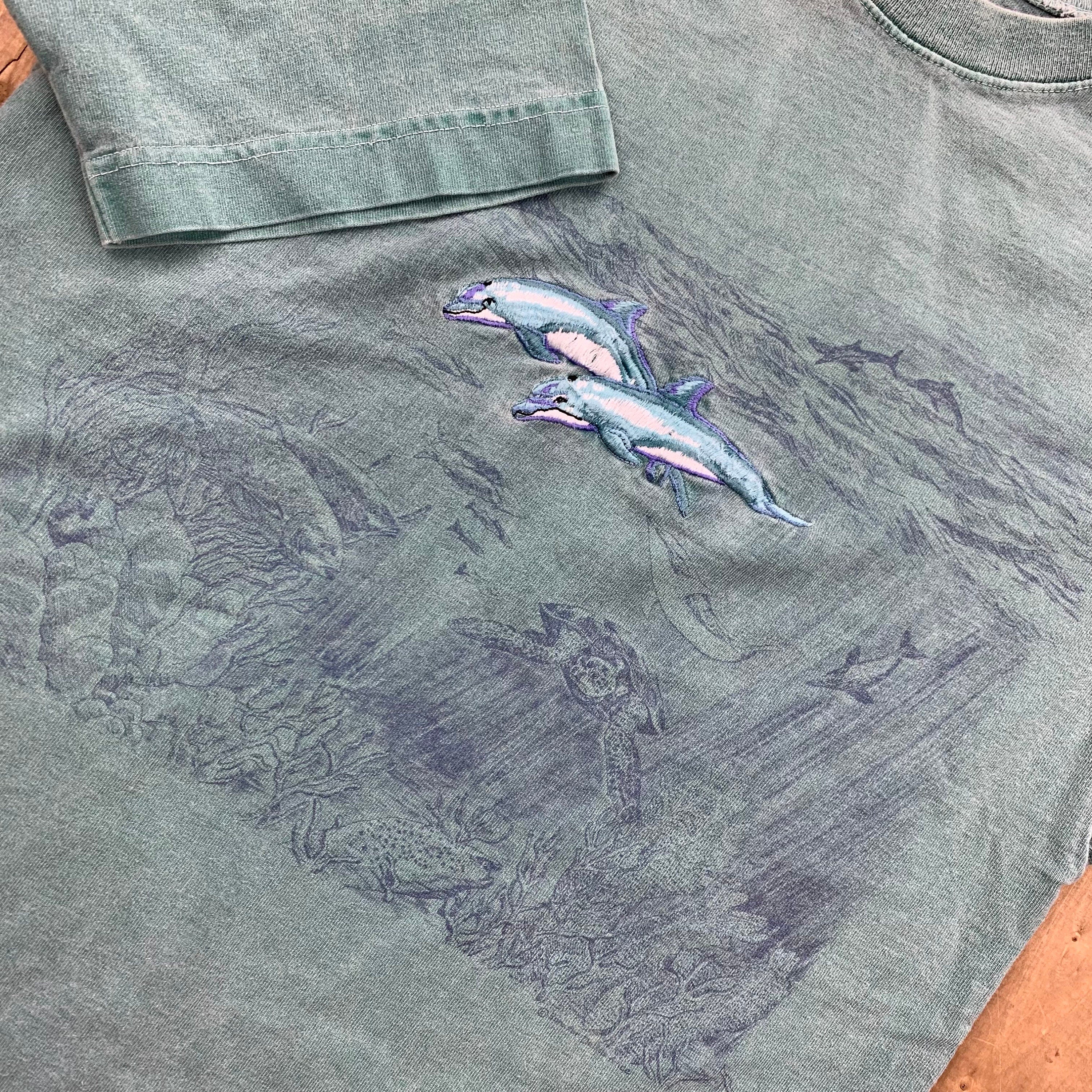 Vintage 90's Embroidered Dolphins T-Shirt