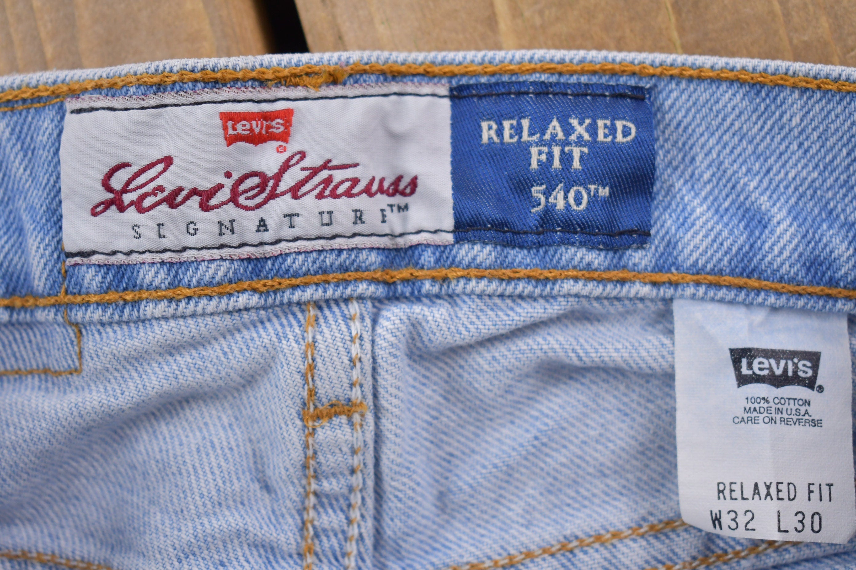 Vintage 1990s Levi's 540 Copper Tab Jeans Size 31 x 30