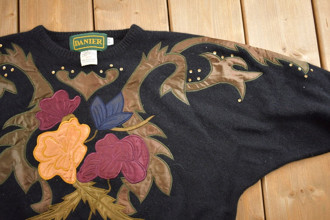 Vintage 1990s Danier Leather Wool Knit Sweater / Vintage 90s Crewneck / Outdoorsman / Vintage Knit / Winter Sweatshirt / Floral Knit / Knit