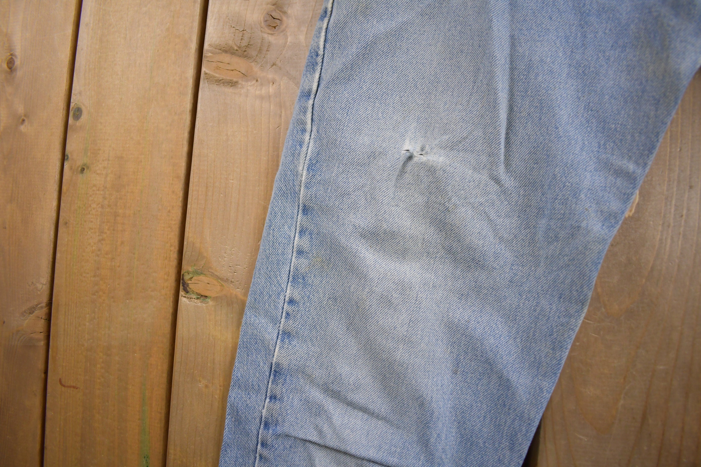 Vintage 1990s Levi's 550 Red Tab Jeans Size 29 x 28