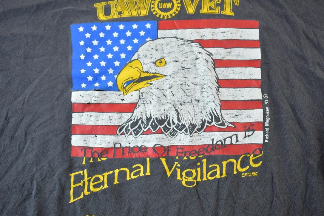 Vintage 1993 UAW Vet American Eagle Souvenir Single Stitch Graphic Print T-Shirt