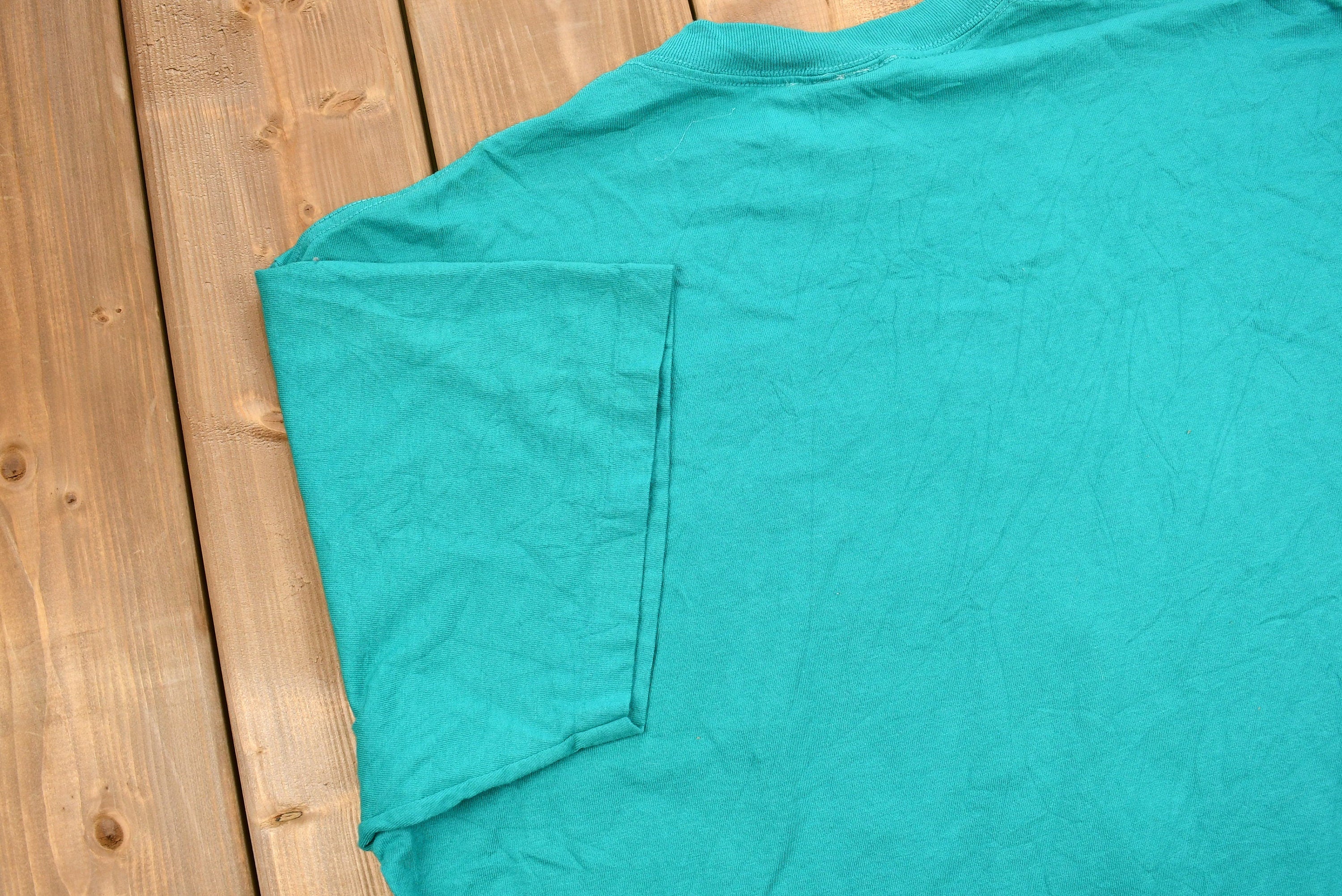 Vintage 1980s Smiling Mickey Mouse Graphic T-Shirt