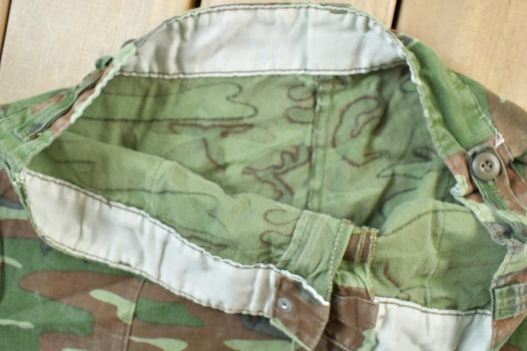 Vintage 1990s Army Camouflage Cargo Pants Size 34 x 29 / Streetwear / Army Pants / Military Pant's / Vintage Cargos / Made In