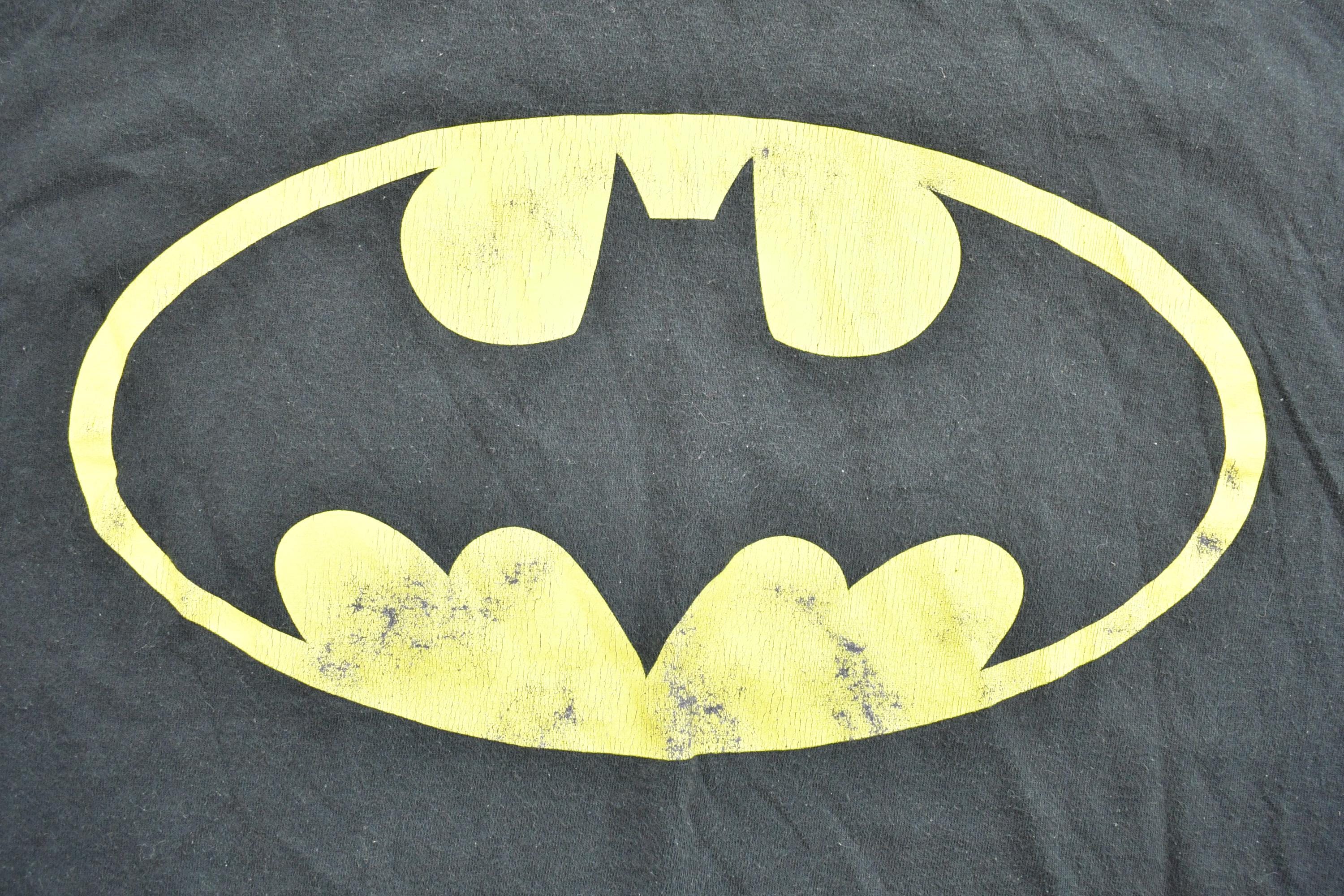 Vintage 1990s Batman Yellow Logo Graphic T-Shirt