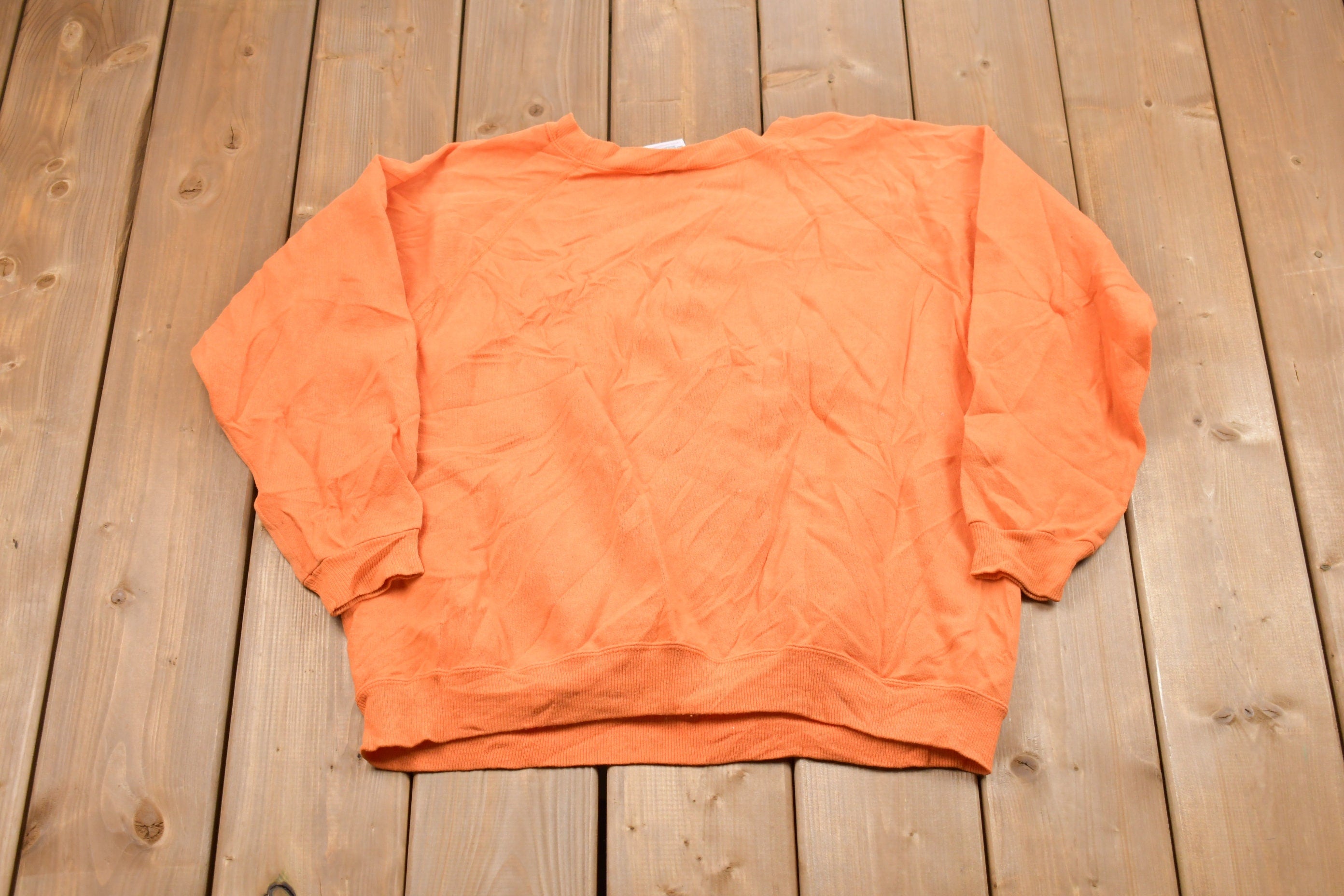 Vintage 1980s Hanes Basic Raglan Crewneck Sweatshirt