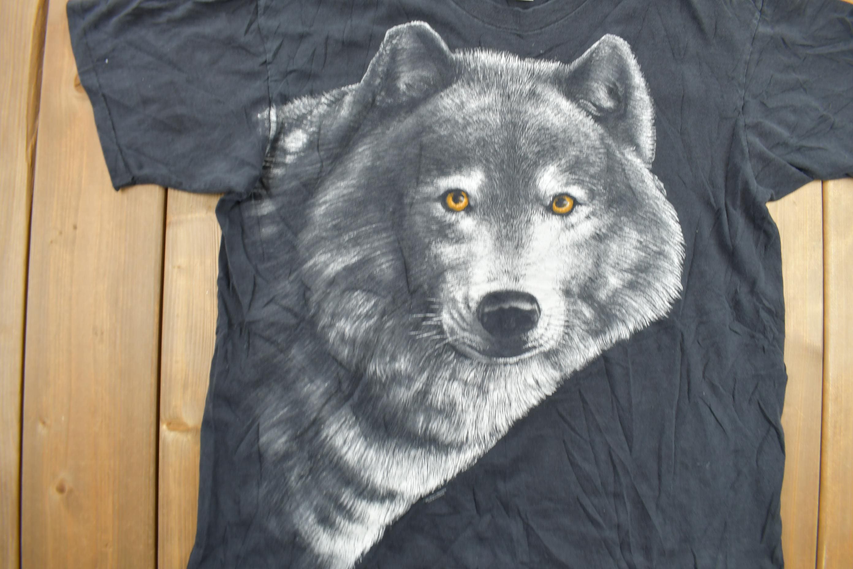 Vintage 1995 Grey Wolf Theme All Over Print Graphic T-Shirt