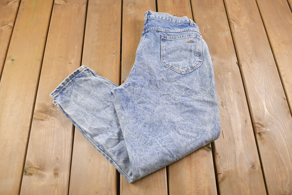 Vintage 1990's Chic Light Wash Blue Jeans 31 x 28