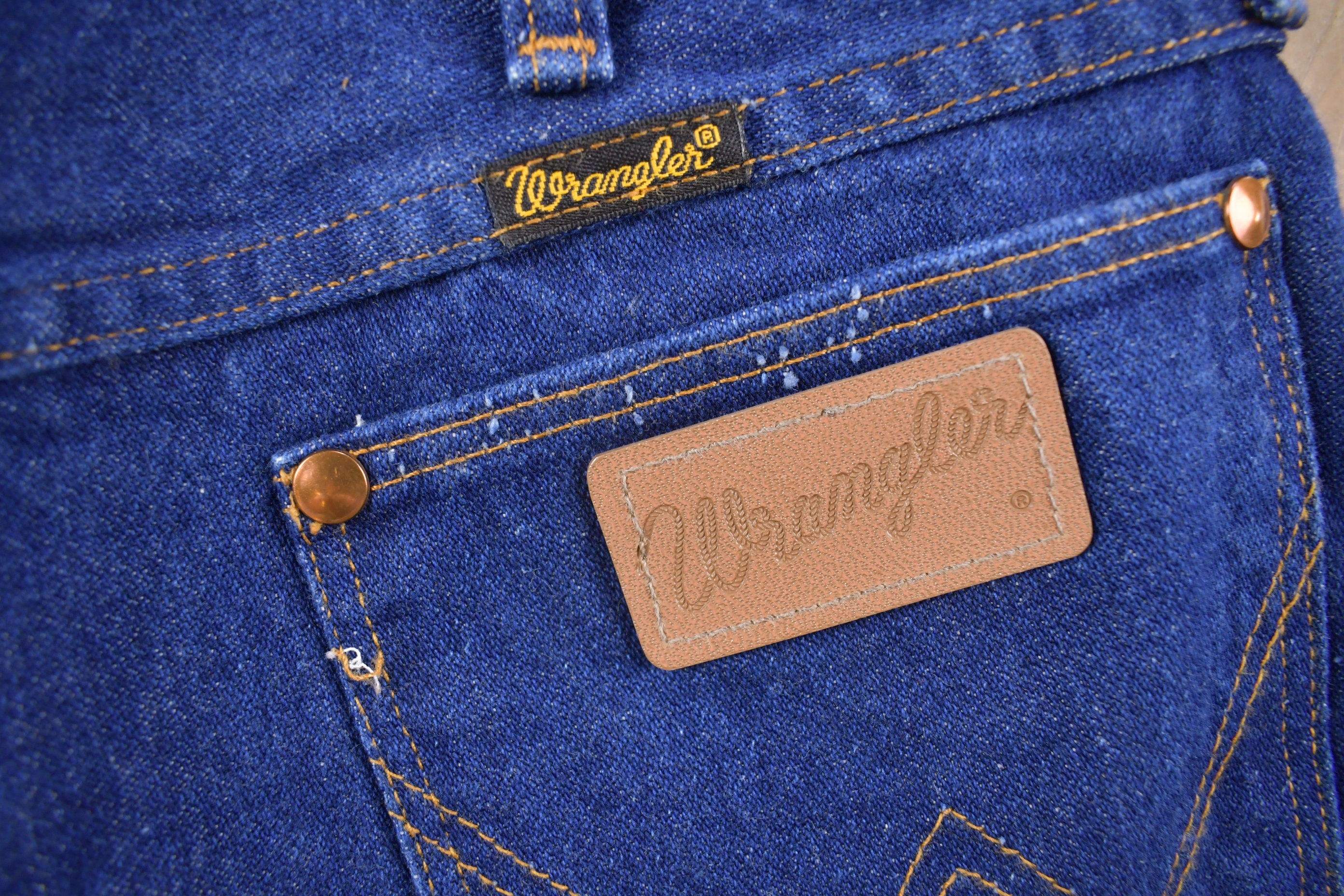 Vintage 1990's Wrangler Dark Wash Blue Jeans 30 x 33