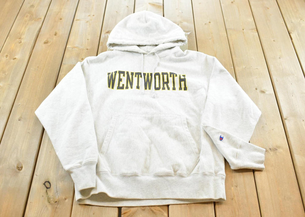 Vintage Y2K Wentworth College Champion Reverse Weave Hoodie Sweatshirt Men's M / 2000s Heavyweight Sweater / Collegiate