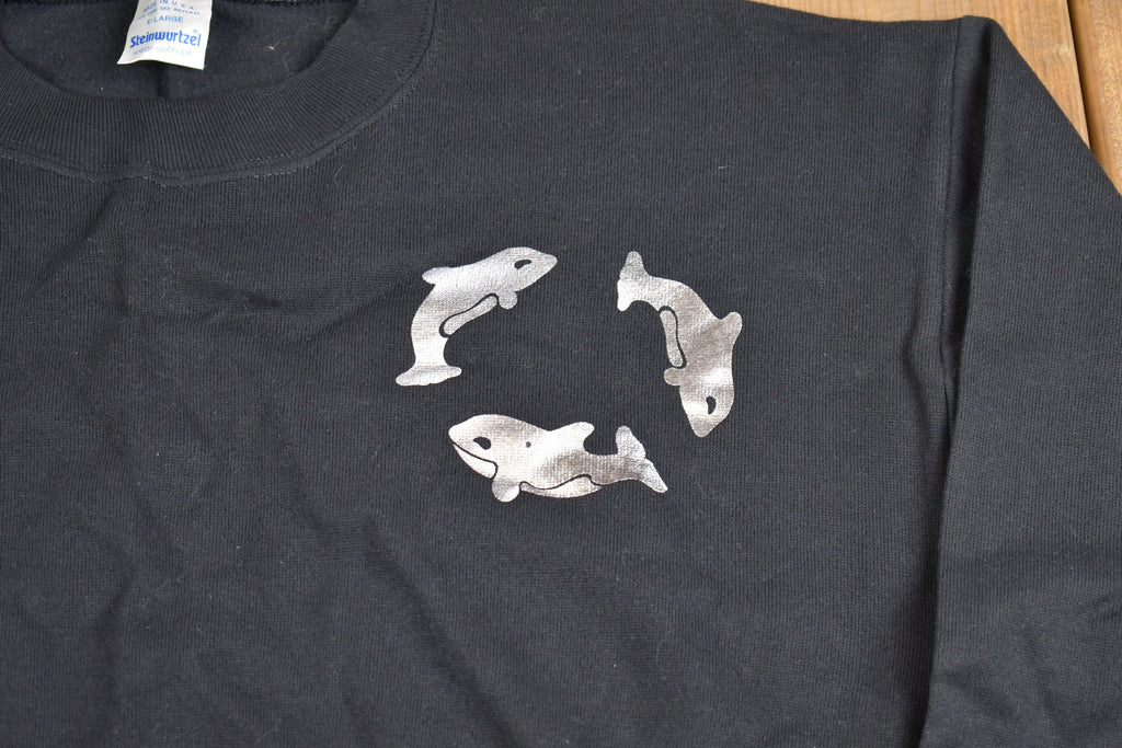 Vintage 1990s Cute Killer Whale Crewneck Sweater