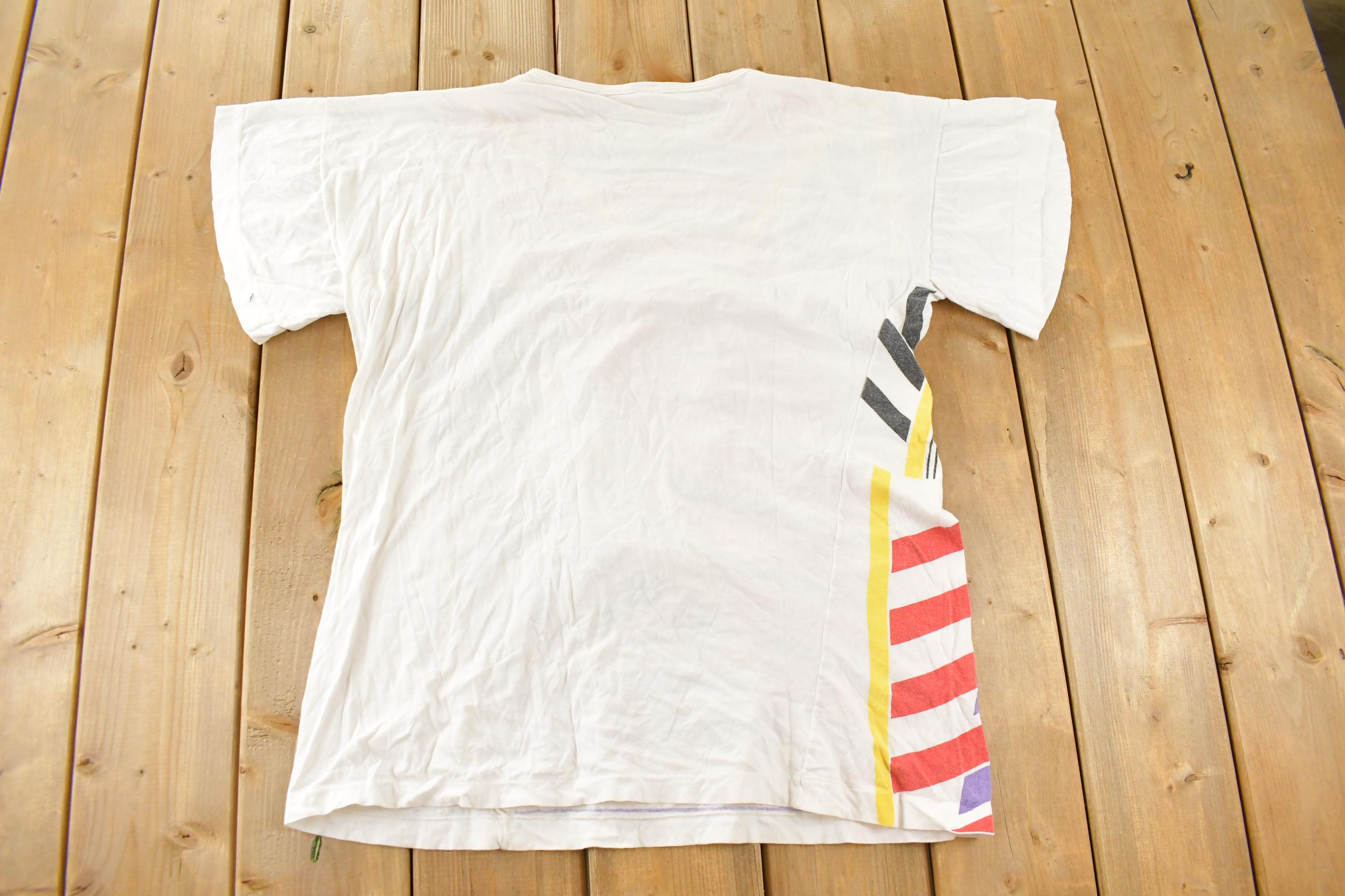 Vintage 1985 Stavros Abstract Geometric Theme Graphic T-Shirt Women's Large
