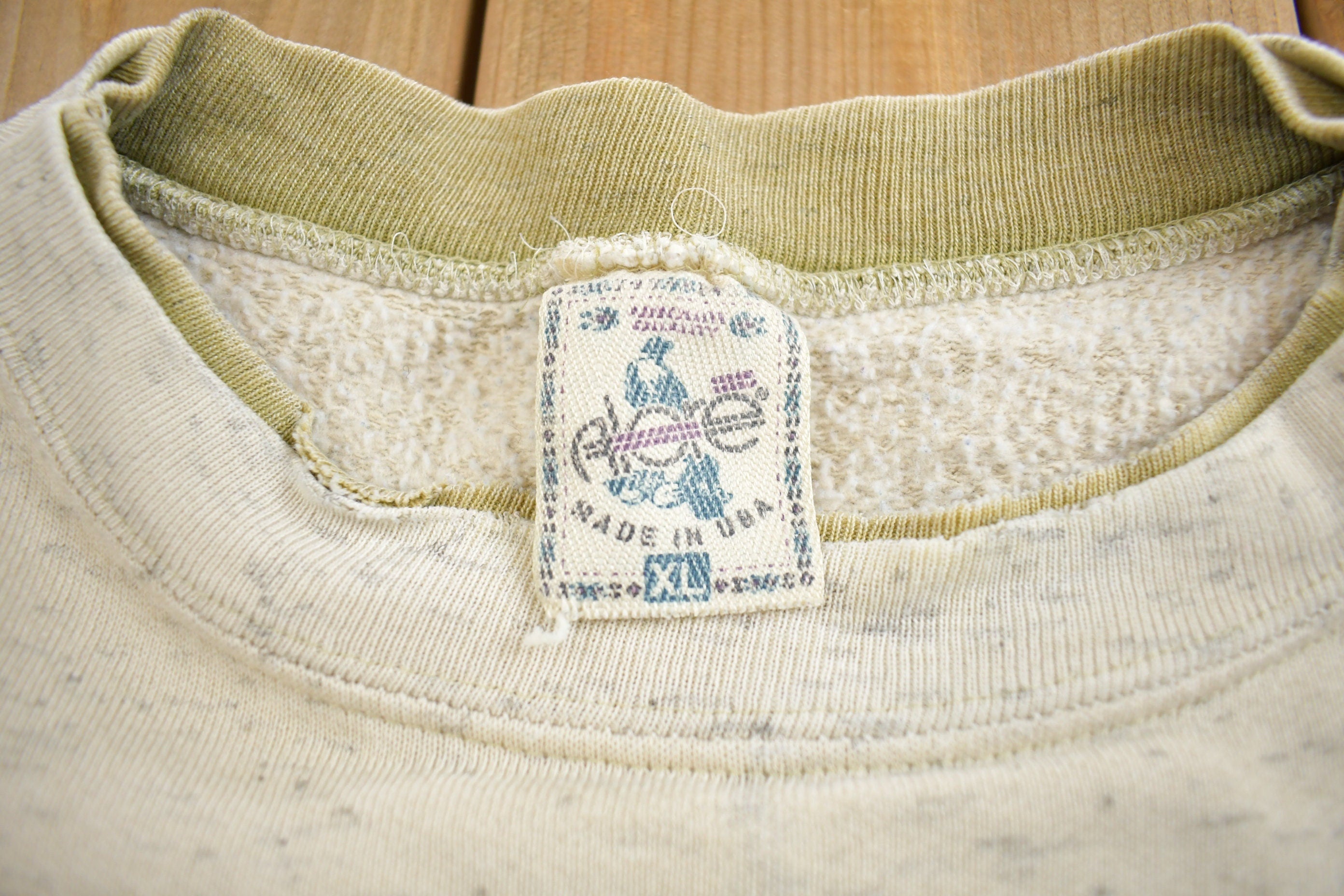 Vintage 1991 Ozarks Missouri Souvenir Travel Crewneck Sweatshirt Made In USA