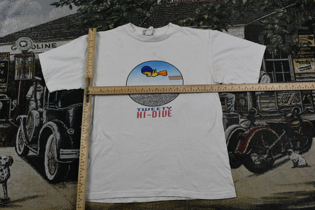 Vintage 1990s Looney Tunes Tweety Bird Hi-Dive Graphic T-Shirt