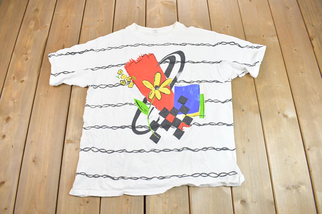 Vintage 1990s Abstract Floral Theme Single Stitch Graphic T-Shirt
