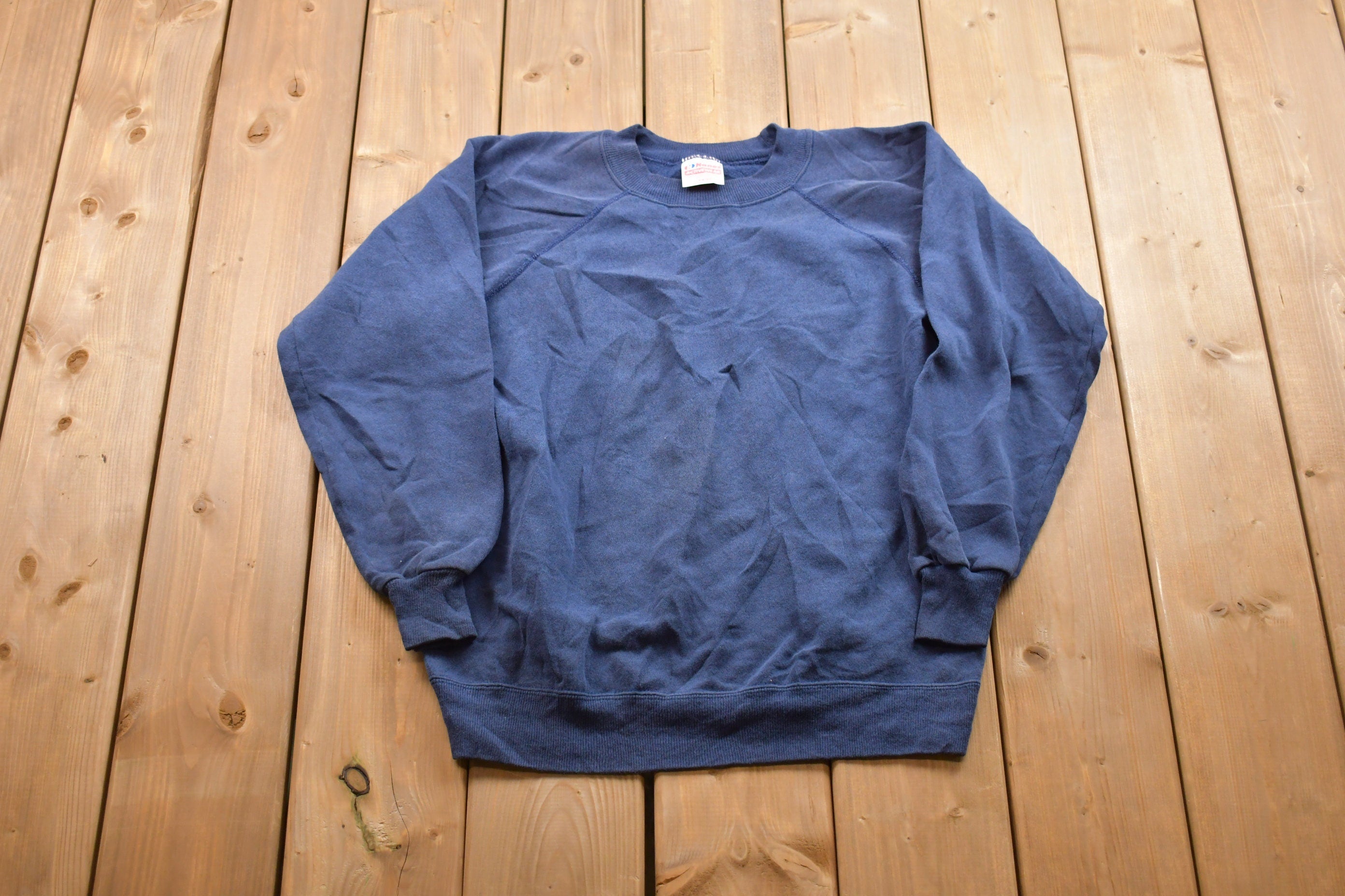Vintage 1980s Blank Raglan Essential Crewneck Sweatshirt