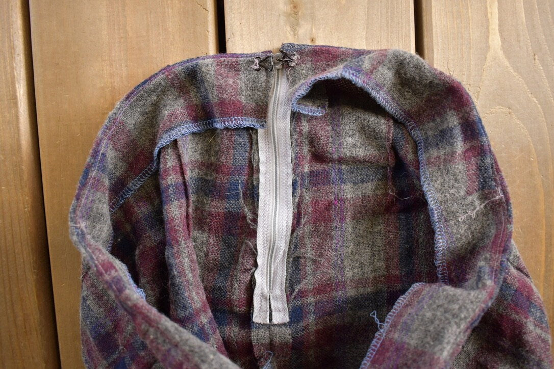 Vintage 1970s Wool Plaid Zipper Trousers Size 32x26